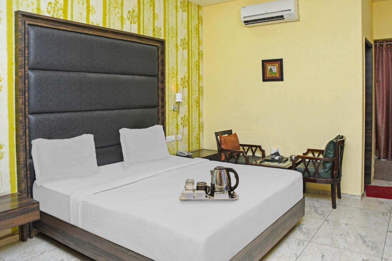 Townhouse 900 Hotel Surya Palace Bhilai Dış mekan fotoğraf