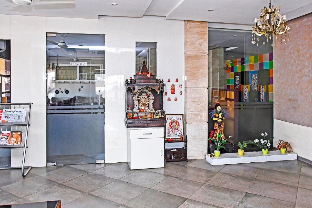 Townhouse 900 Hotel Surya Palace Bhilai Dış mekan fotoğraf